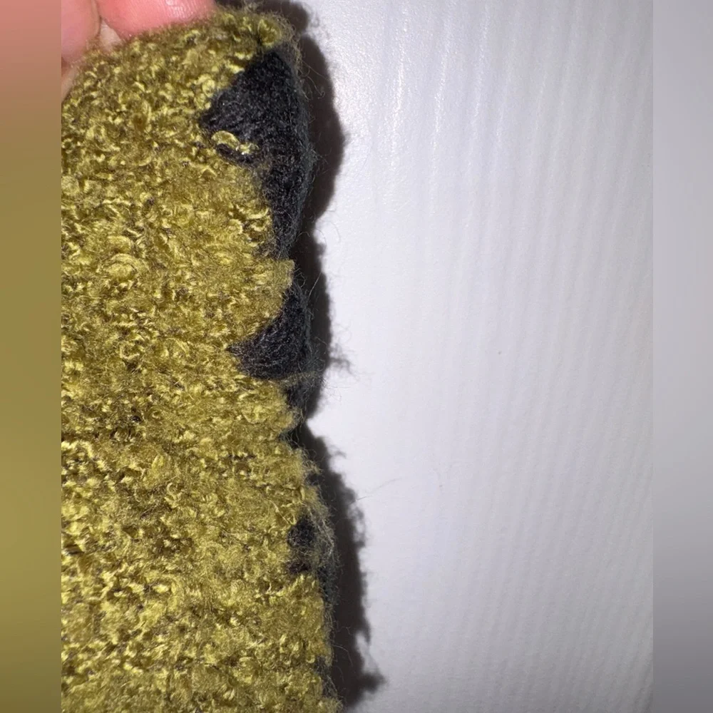 Windi River Olive Green cardigan size XL - Picture 8 of 8